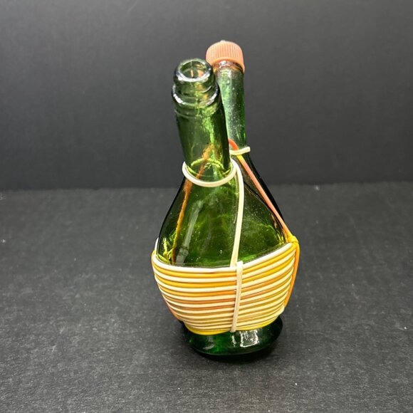 Vintage Conjoined Glass Oil and Vinegar Cruet Bottle Decanter Green 5.5'' Tall - Picture 4 of 8